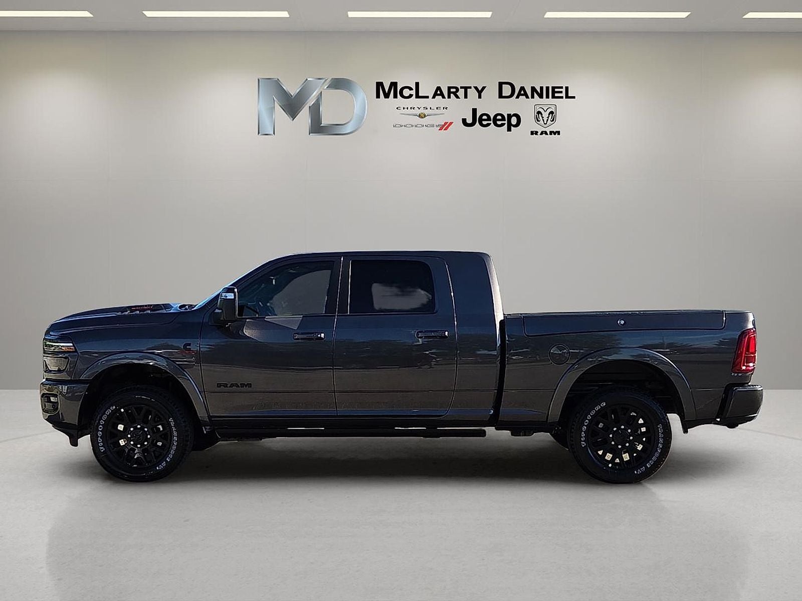 2026 RAM Ram 2500 RAM 2500 LIMITED MEGA CAB 4X4 6'4' BOX