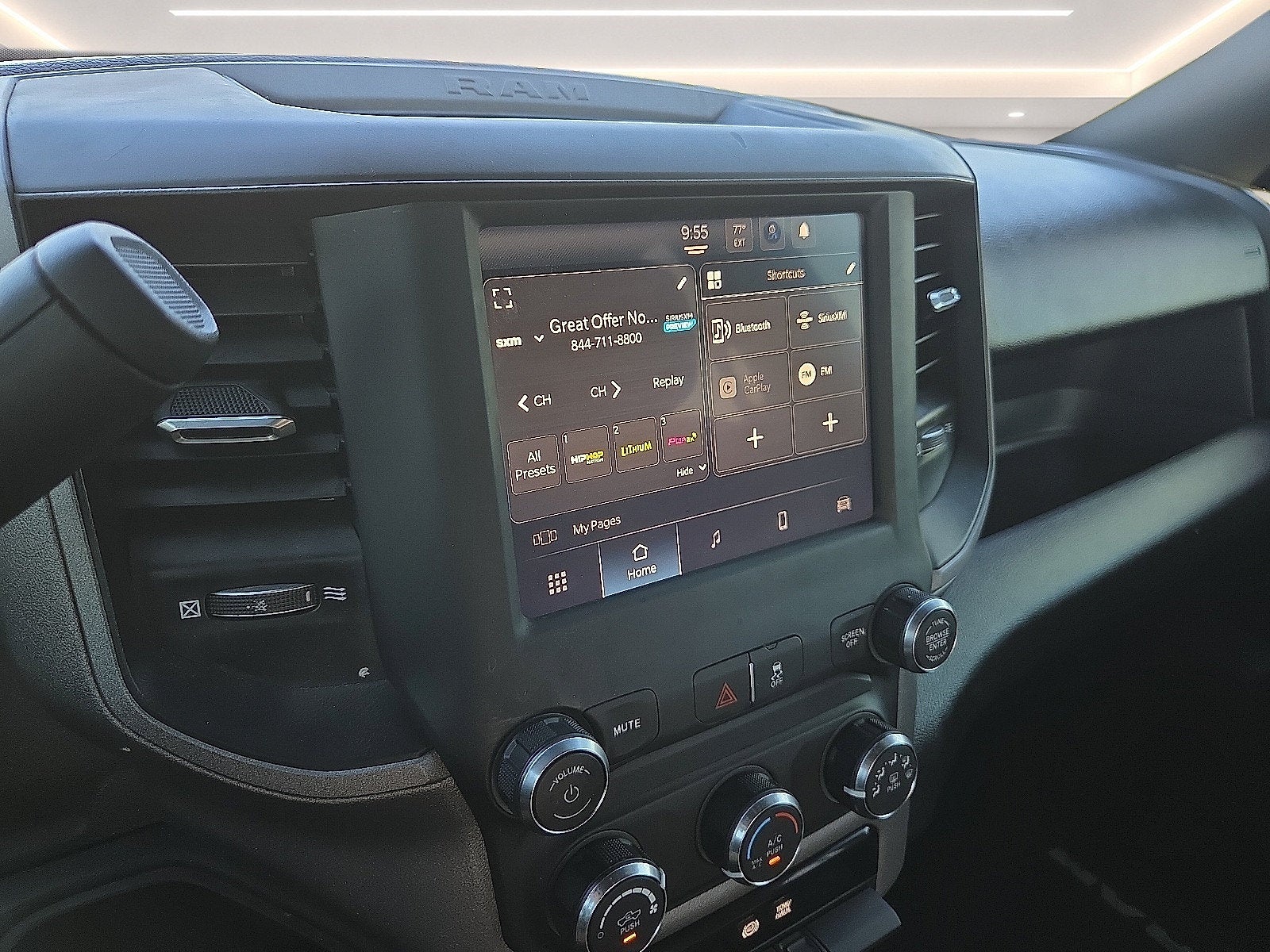 2024 RAM 3500 Tradesman Crew Cab 4x4 8' Box