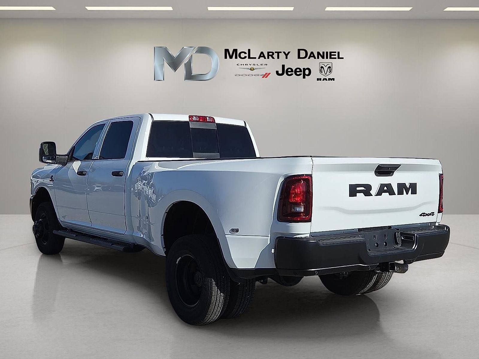 2026 RAM Ram 3500 RAM 3500 TRADESMAN CREW CAB 4X4 8' BOX