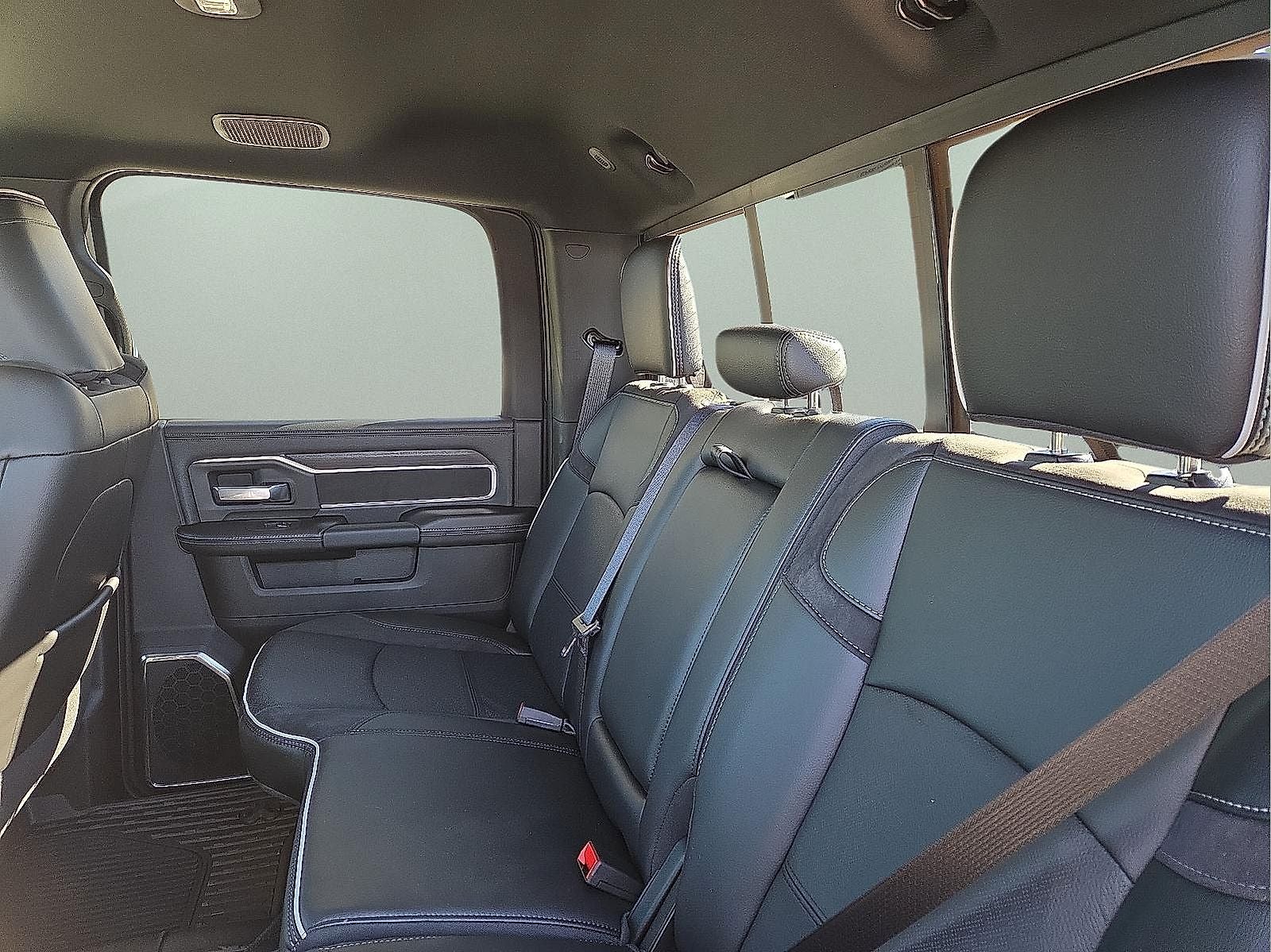 2026 RAM Ram 3500 RAM 3500 LARAMIE CREW CAB 4X4 8' BOX