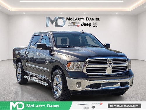 2017 RAM 1500 Big Horn Crew Cab 4x4 5'7' Box