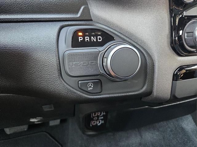 2026 RAM 1500 RAM 1500 EXPRESS CREW CAB 4X2 5'7' BOX