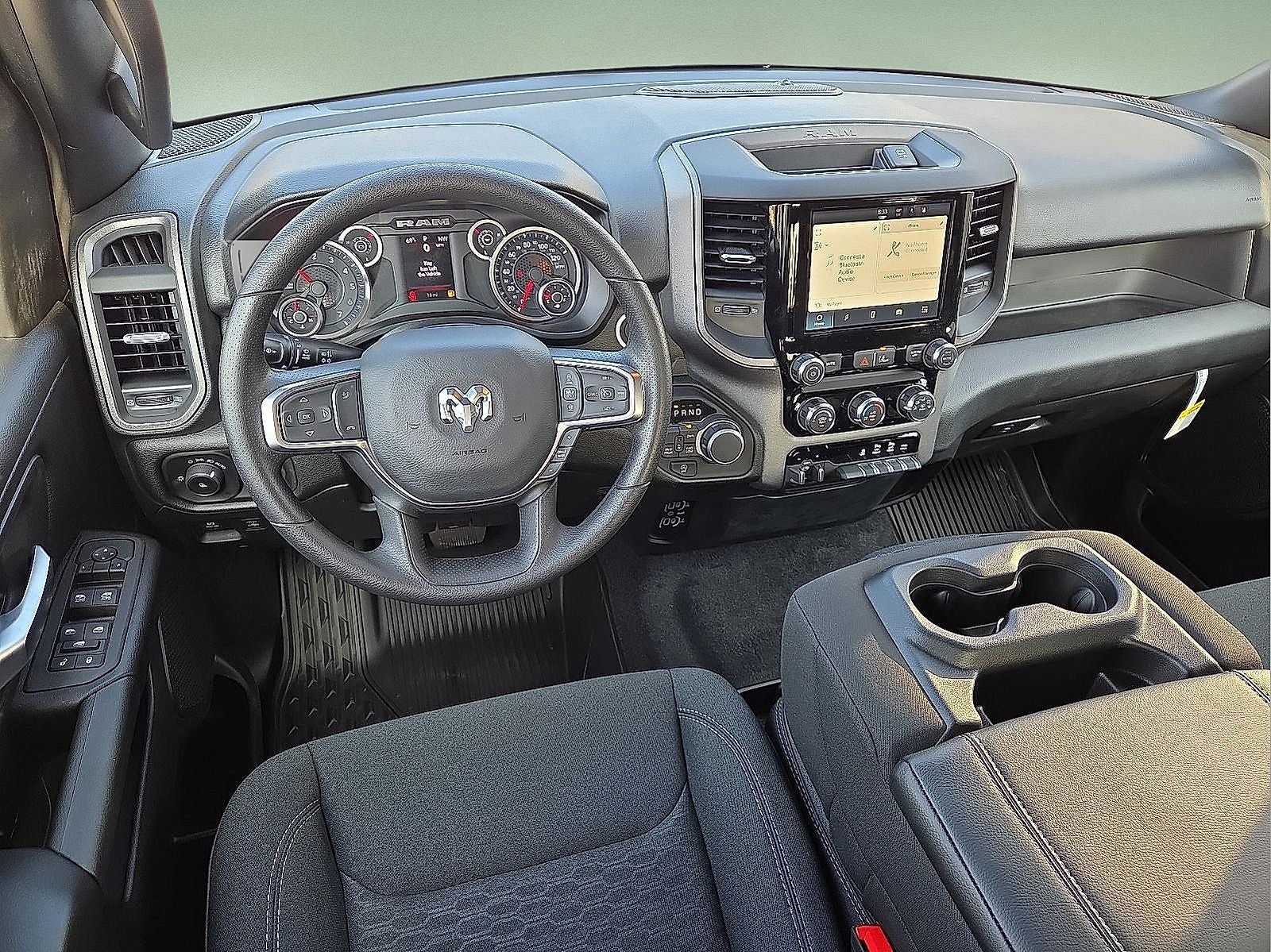 2026 RAM Ram 1500 RAM 1500 TRADESMAN CREW CAB 4X4 5'7' BOX