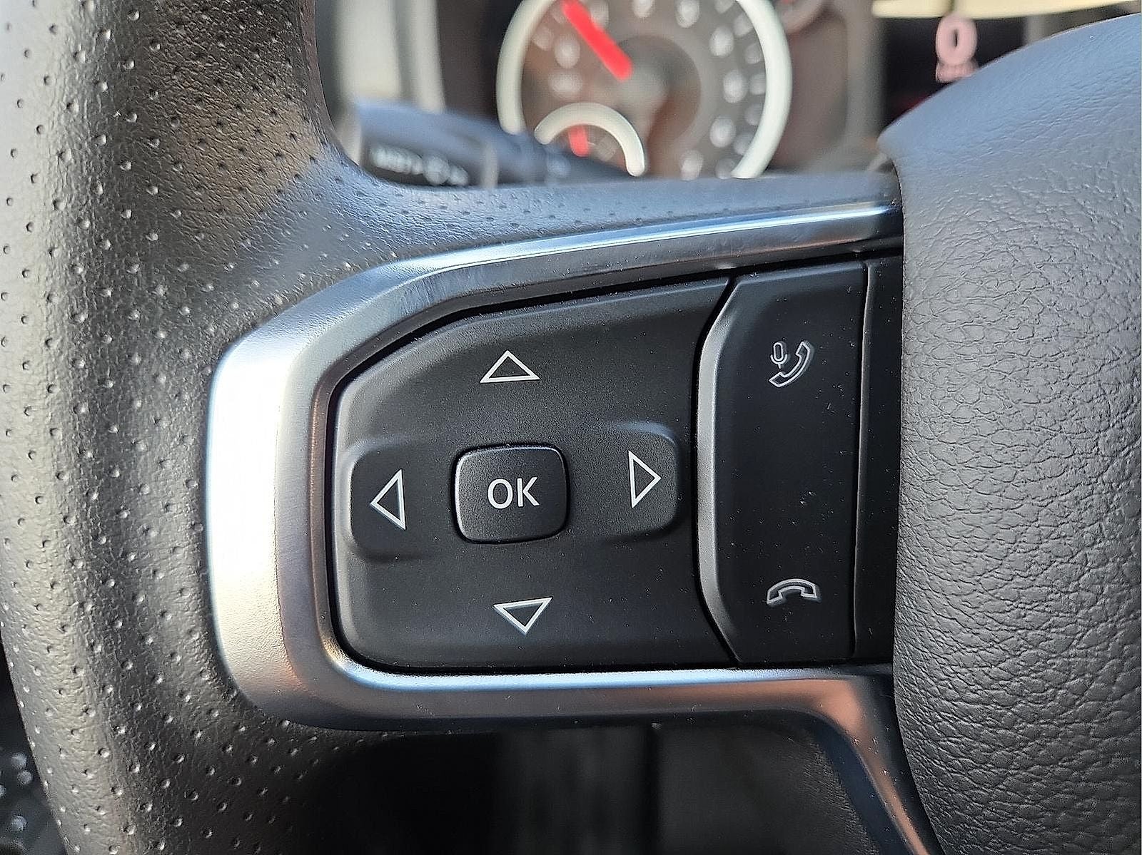 2026 RAM Ram 1500 RAM 1500 TRADESMAN CREW CAB 4X4 5'7' BOX