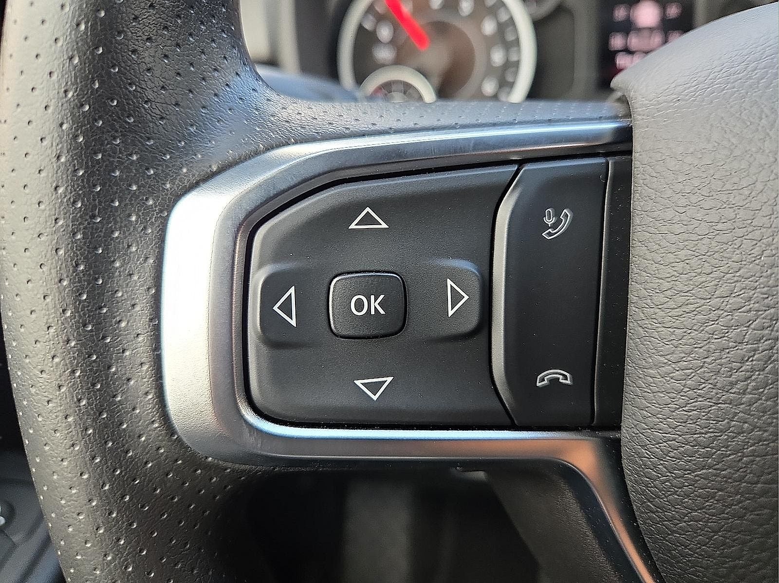 2026 RAM Ram 1500 RAM 1500 TRADESMAN CREW CAB 4X4 5'7' BOX