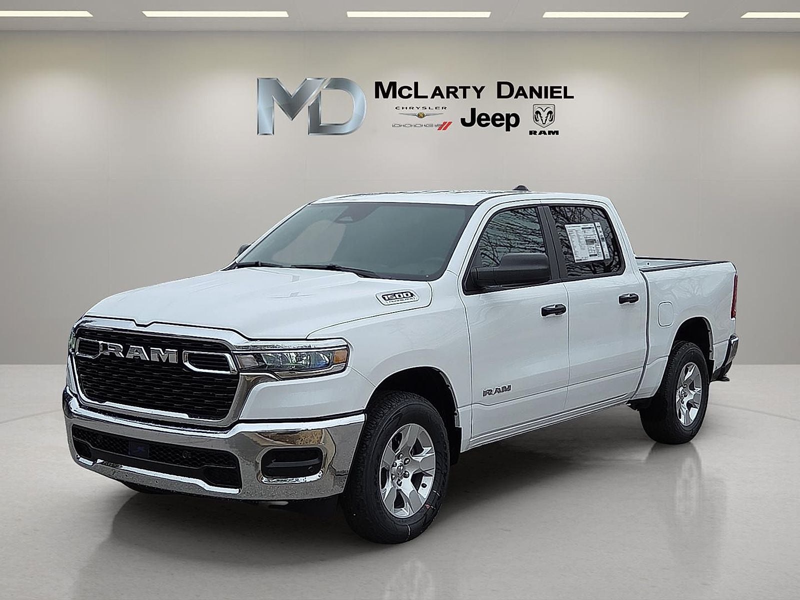 2026 RAM Ram 1500 RAM 1500 TRADESMAN CREW CAB 4X4 5'7' BOX