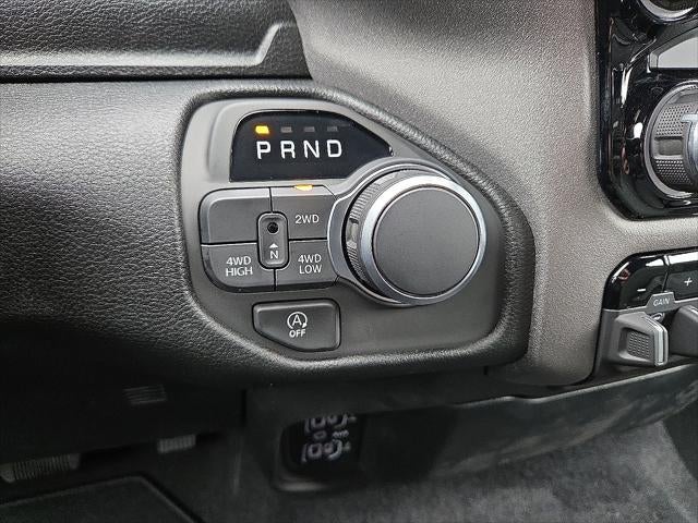 2026 RAM Ram 1500 RAM 1500 TRADESMAN CREW CAB 4X4 5'7' BOX