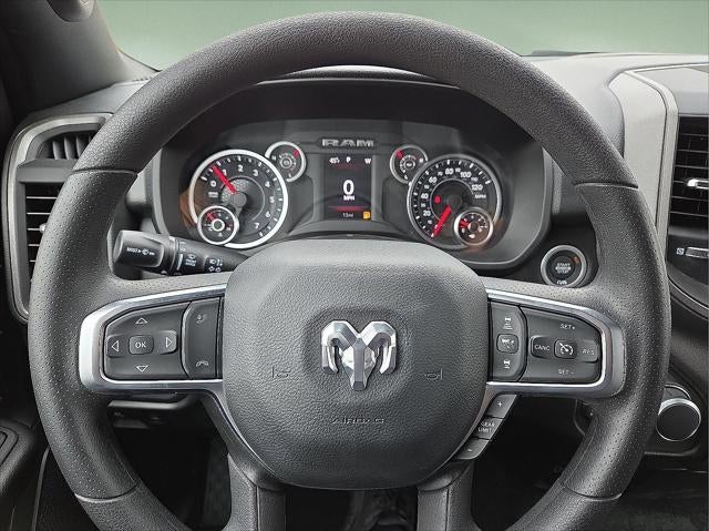 2026 RAM Ram 1500 RAM 1500 TRADESMAN CREW CAB 4X4 5'7' BOX