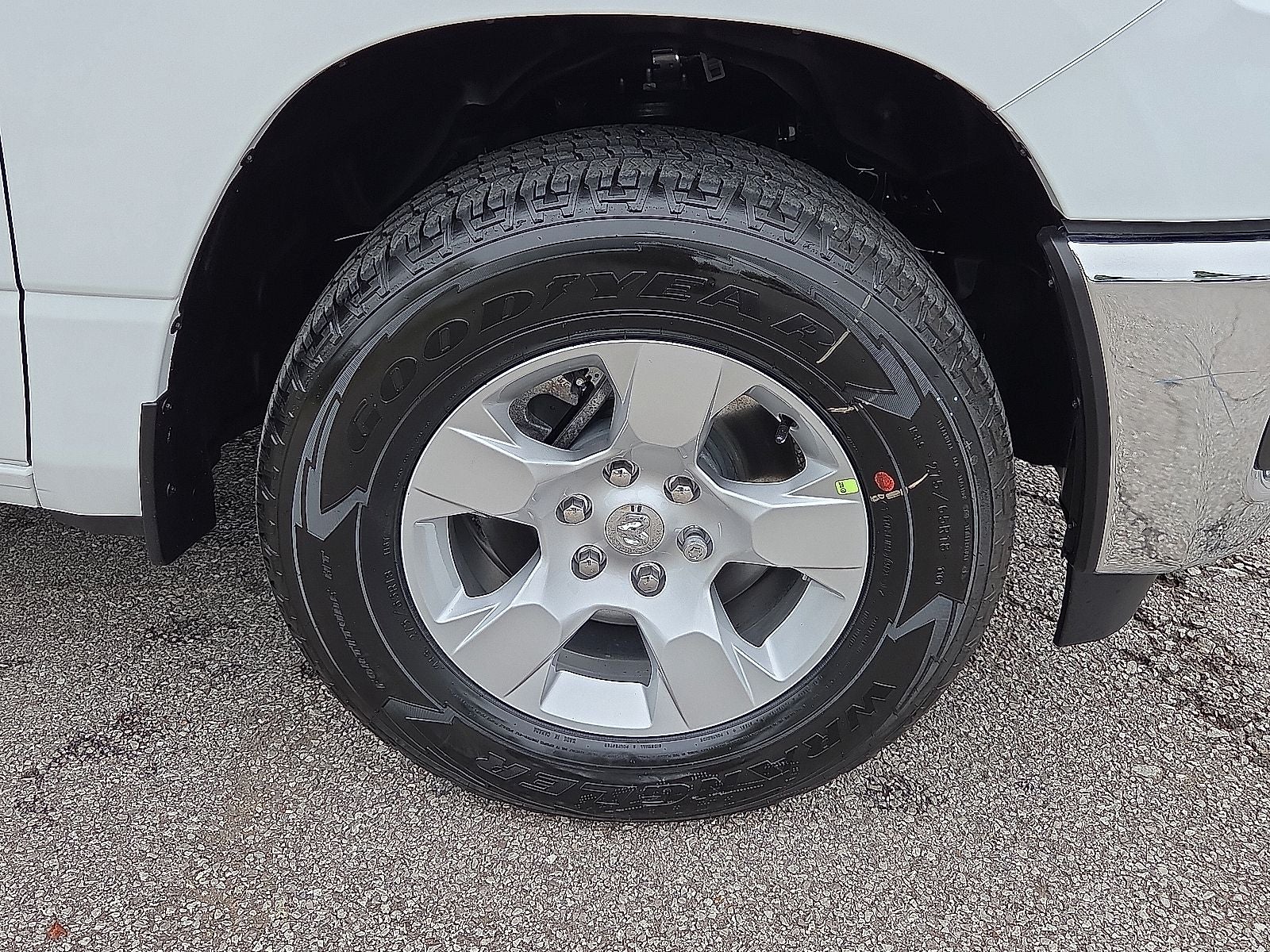 2026 RAM Ram 1500 RAM 1500 TRADESMAN CREW CAB 4X4 5'7' BOX
