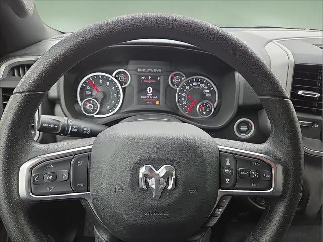 2026 RAM Ram 1500 RAM 1500 TRADESMAN CREW CAB 4X4 5'7' BOX
