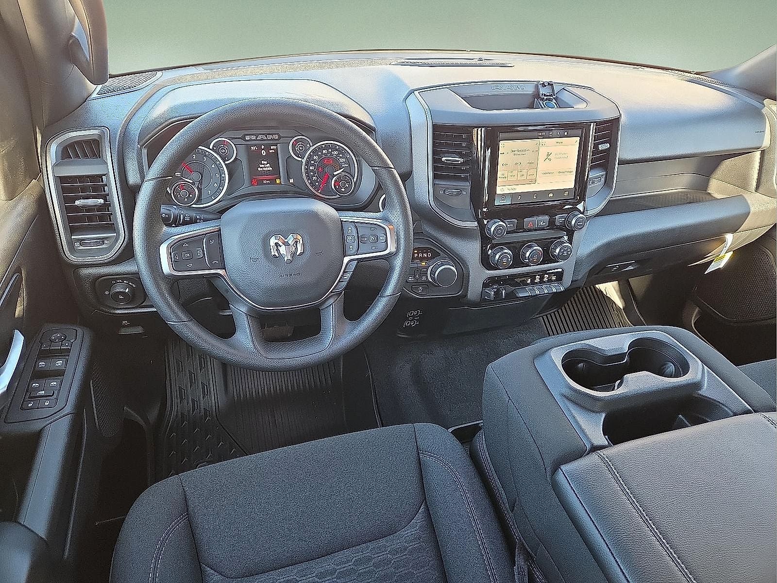 2026 RAM Ram 1500 RAM 1500 TRADESMAN CREW CAB 4X4 5'7' BOX