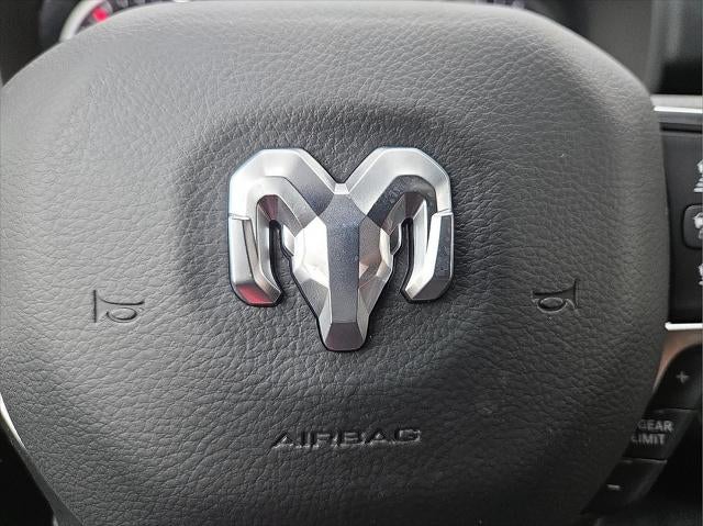 2026 RAM Ram 1500 RAM 1500 TRADESMAN CREW CAB 4X4 5'7' BOX