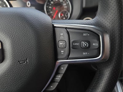 2026 RAM 1500 RAM 1500 EXPRESS CREW CAB 4X4 5'7' BOX