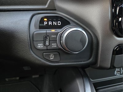 2026 RAM 1500 RAM 1500 EXPRESS CREW CAB 4X4 5'7' BOX