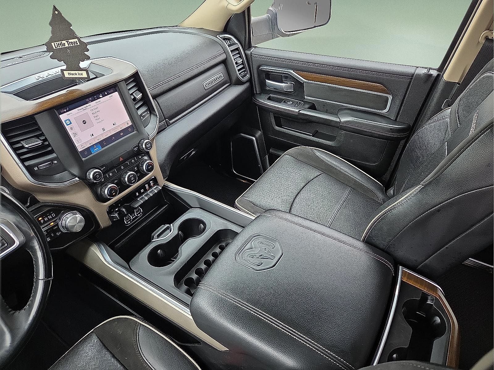 2022 RAM 2500 Laramie Crew Cab 4x4 6'4' Box