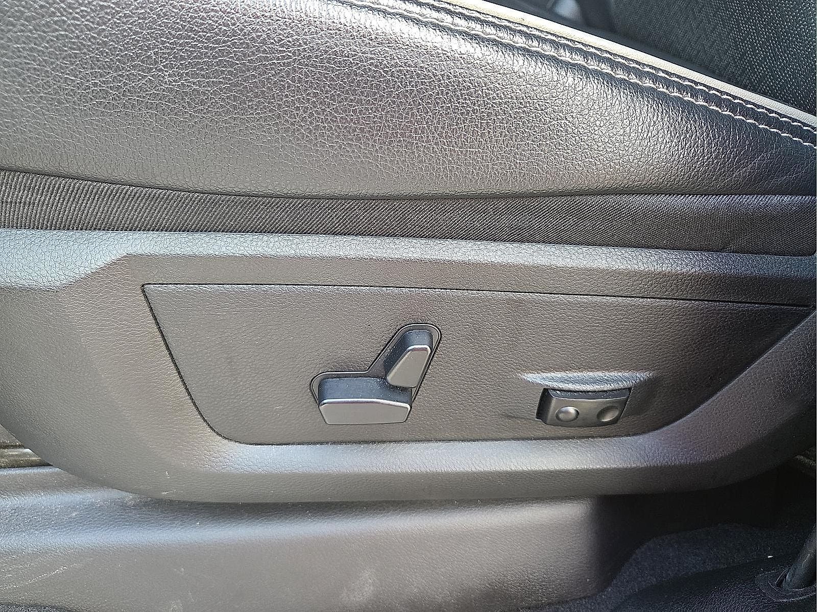 2020 RAM 2500 Laramie Crew Cab 4X4 6'4' Box