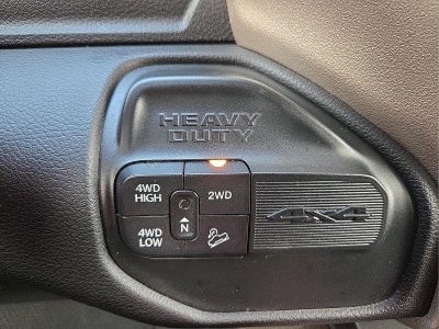 2020 RAM 2500 Laramie Crew Cab 4X4 6'4' Box