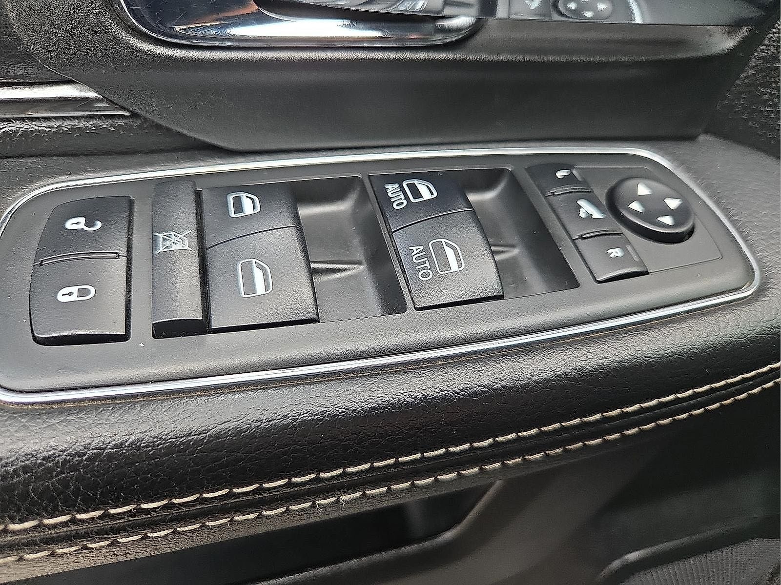 2018 RAM 2500 Laramie Mega Cab 4x4 6'4' Box
