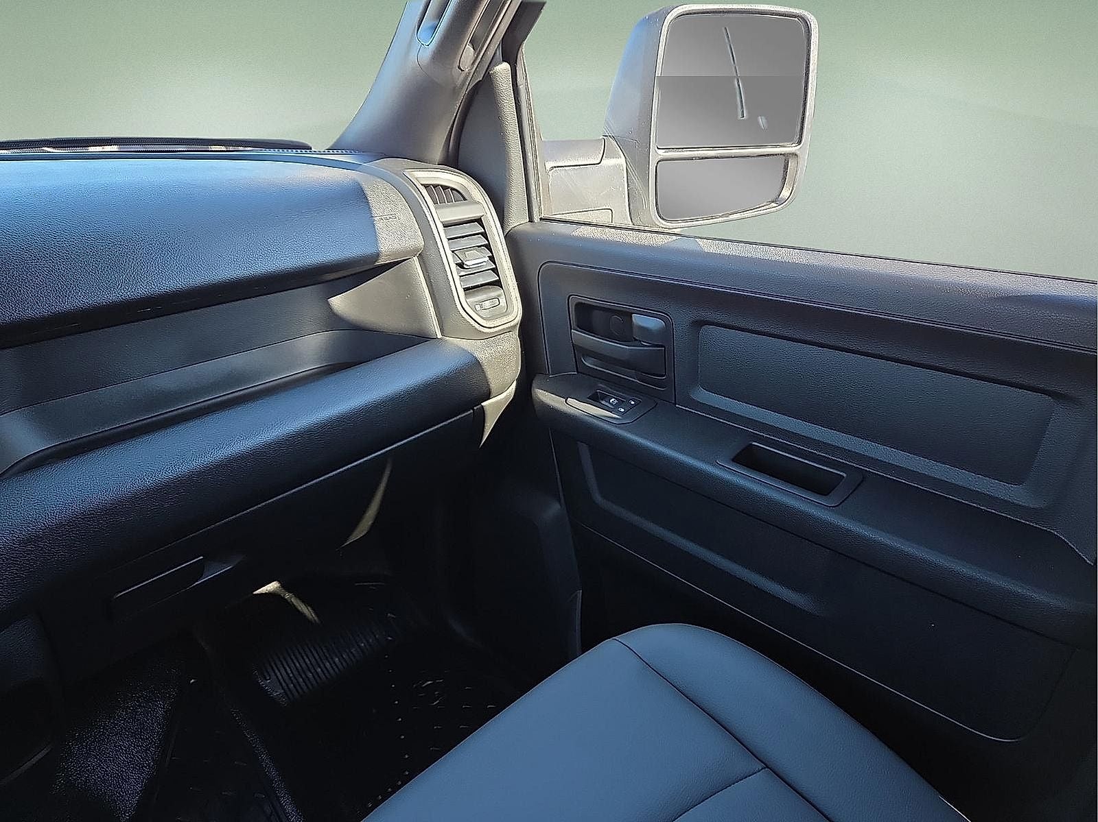 2026 RAM Ram 4500 Chassis Cab RAM 4500 TRADESMAN CHASSIS CREW CAB 4X4 60' CA