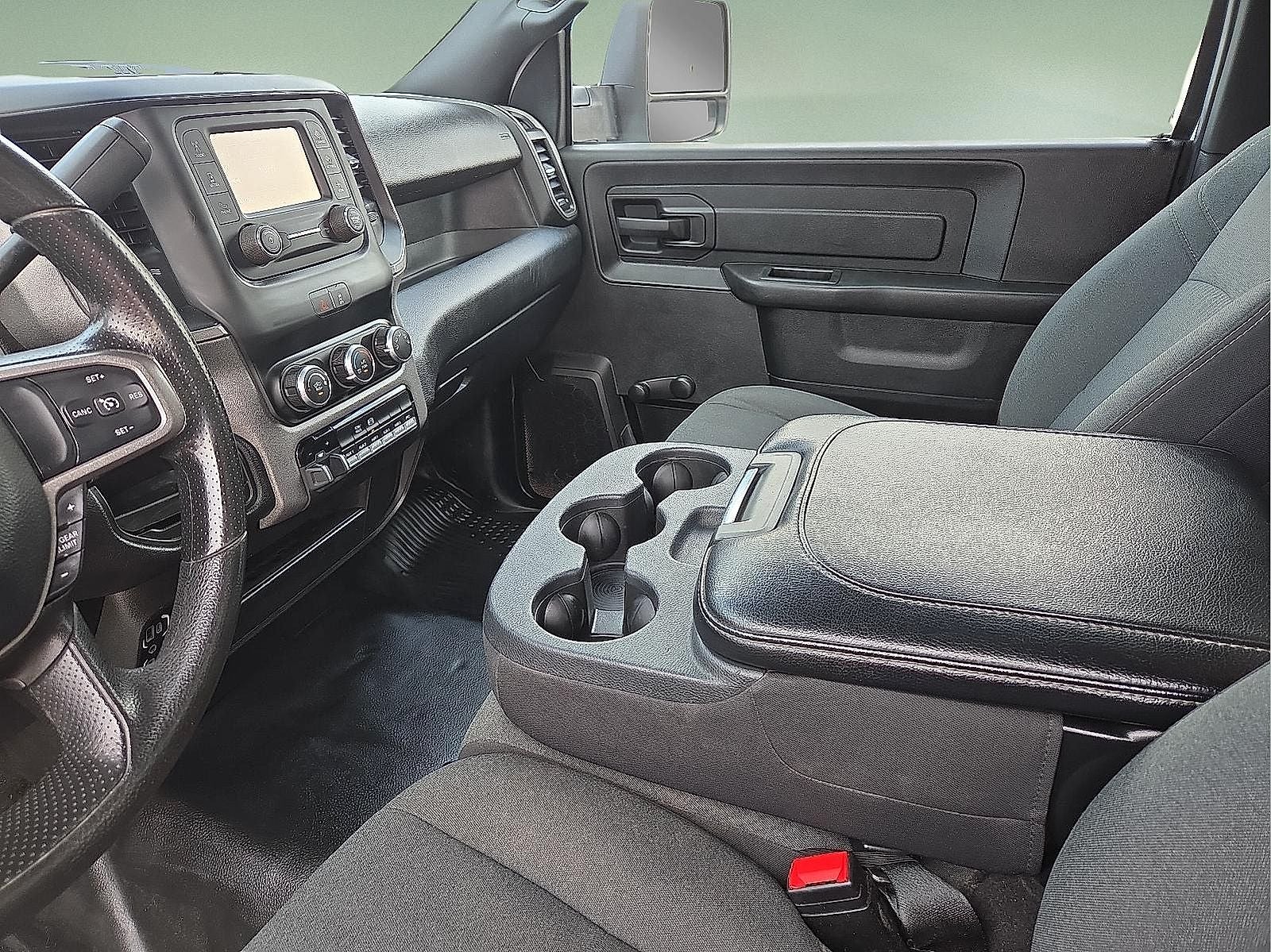 2023 RAM 5500 Chassis Tradesman/SLT