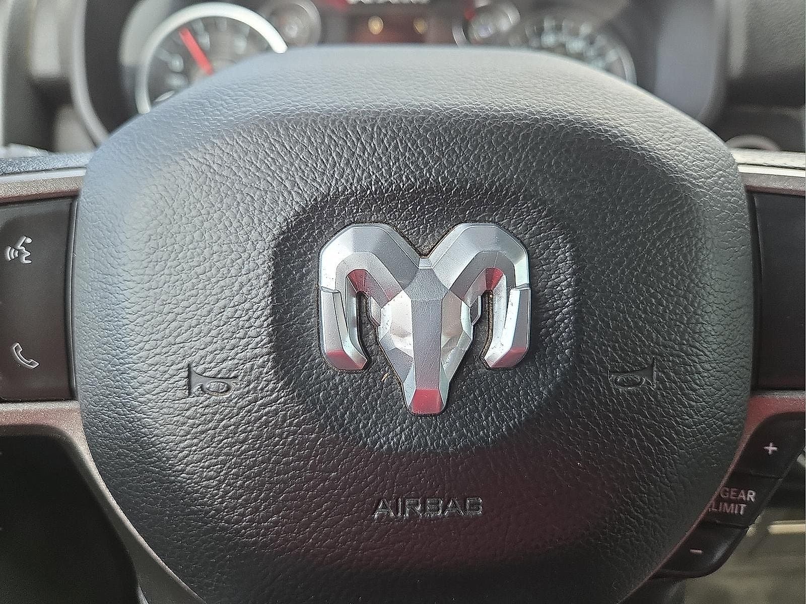 2023 RAM 5500 Chassis Tradesman/SLT