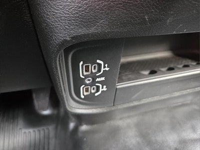 2023 RAM 5500 Chassis Tradesman/SLT