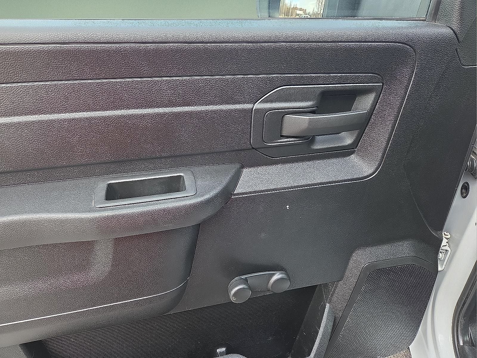 2023 RAM 5500 Chassis Tradesman/SLT