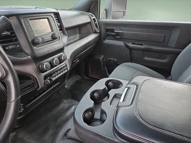 2023 RAM 5500 Chassis Tradesman/SLT