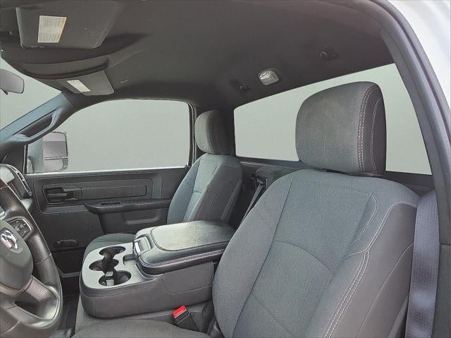 2023 RAM 5500 Chassis Tradesman/SLT