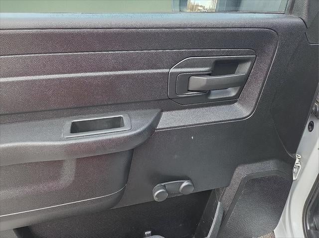 2023 RAM 5500 Chassis Tradesman/SLT