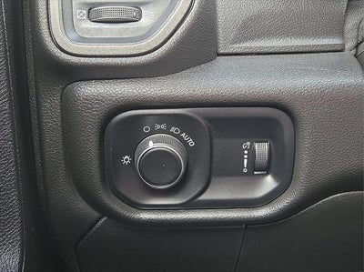 2023 RAM 5500 Chassis Tradesman/SLT