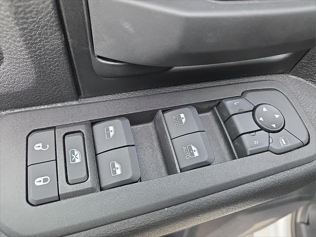 2026 RAM Ram 5500 Chassis Cab RAM 5500 TRADESMAN CHASSIS CREW CAB 4X4 60' CA