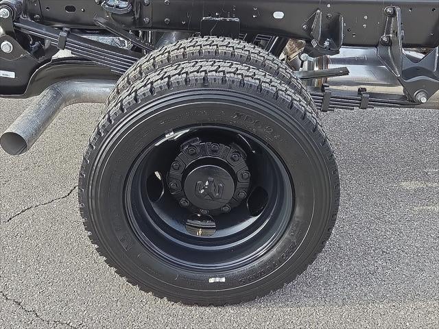 2026 RAM Ram 5500 Chassis Cab RAM 5500 TRADESMAN CHASSIS CREW CAB 4X4 60' CA