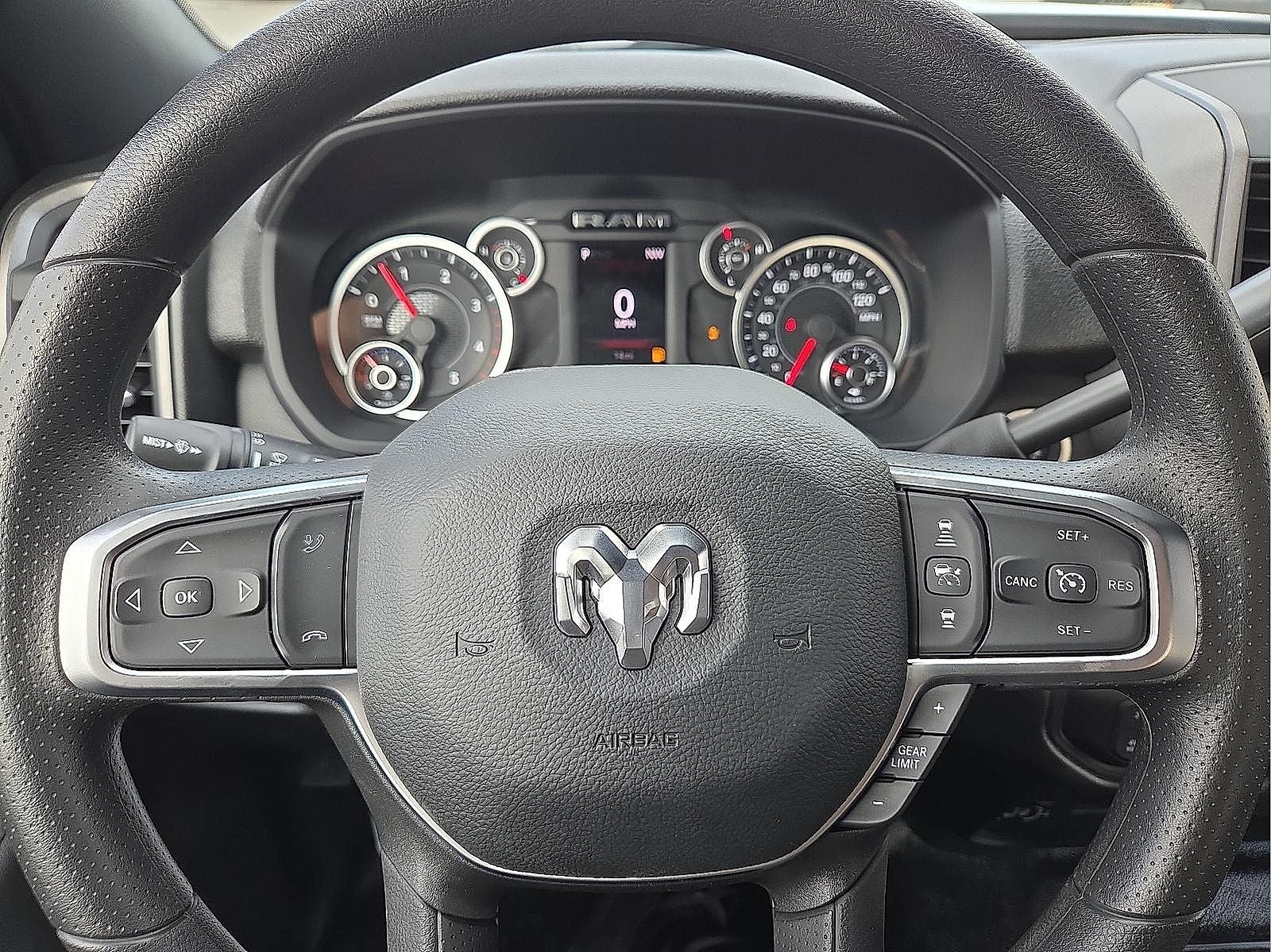 2026 RAM Ram 5500 Chassis Cab RAM 5500 TRADESMAN CHASSIS CREW CAB 4X4 60' CA