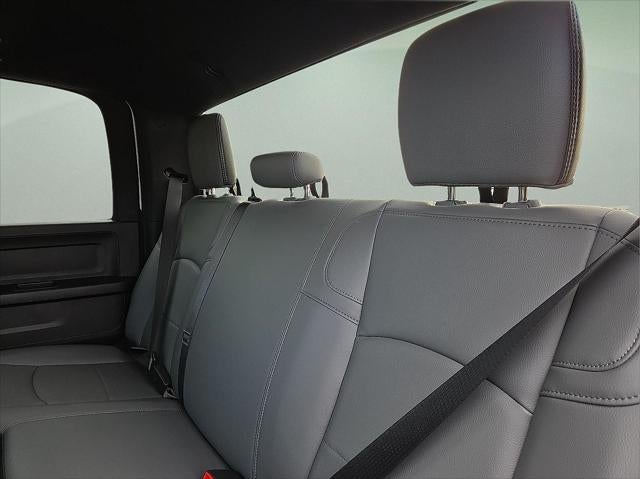 2026 RAM Ram 5500 Chassis Cab RAM 5500 TRADESMAN CHASSIS CREW CAB 4X4 60' CA