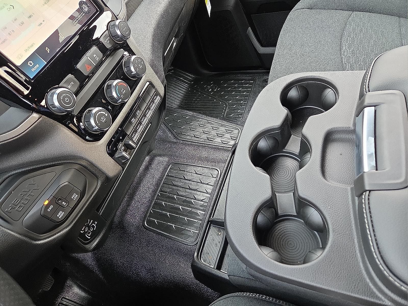 2026 RAM Ram 3500 Chassis Cab RAM 3500 TRADESMAN CREW CAB CHASSIS 4X4 60' CA