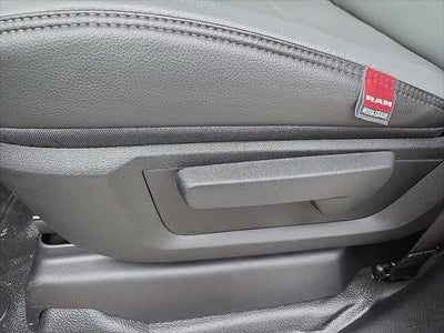 2026 RAM Ram 3500 Chassis Cab RAM 3500 TRADESMAN CREW CAB CHASSIS 4X4 60' CA