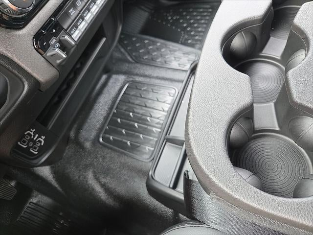 2026 RAM Ram 3500 Chassis Cab RAM 3500 TRADESMAN CREW CAB CHASSIS 4X4 60' CA