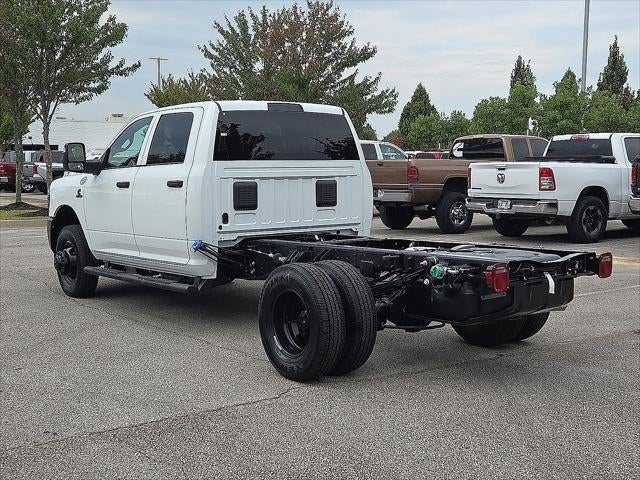 2026 RAM Ram 3500 Chassis Cab RAM 3500 TRADESMAN CREW CAB CHASSIS 4X4 60' CA