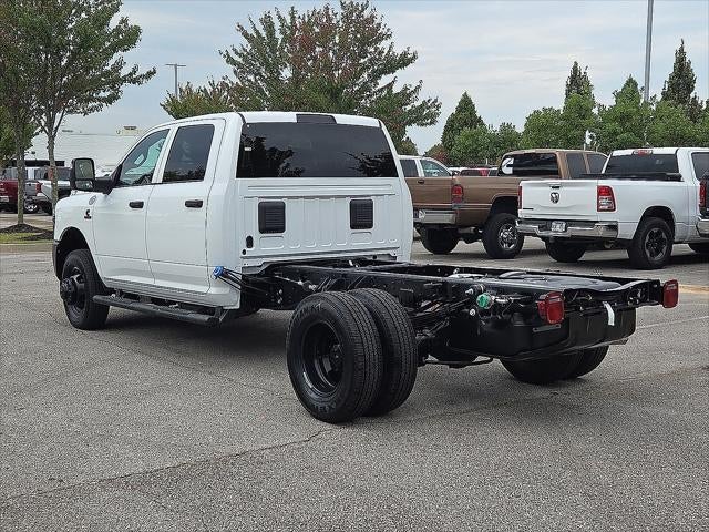 2026 RAM Ram 3500 Chassis Cab RAM 3500 TRADESMAN CREW CAB CHASSIS 4X4 60' CA