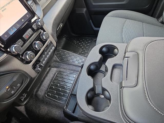 2026 RAM Ram 3500 Chassis Cab RAM 3500 TRADESMAN CREW CAB CHASSIS 4X4 60' CA