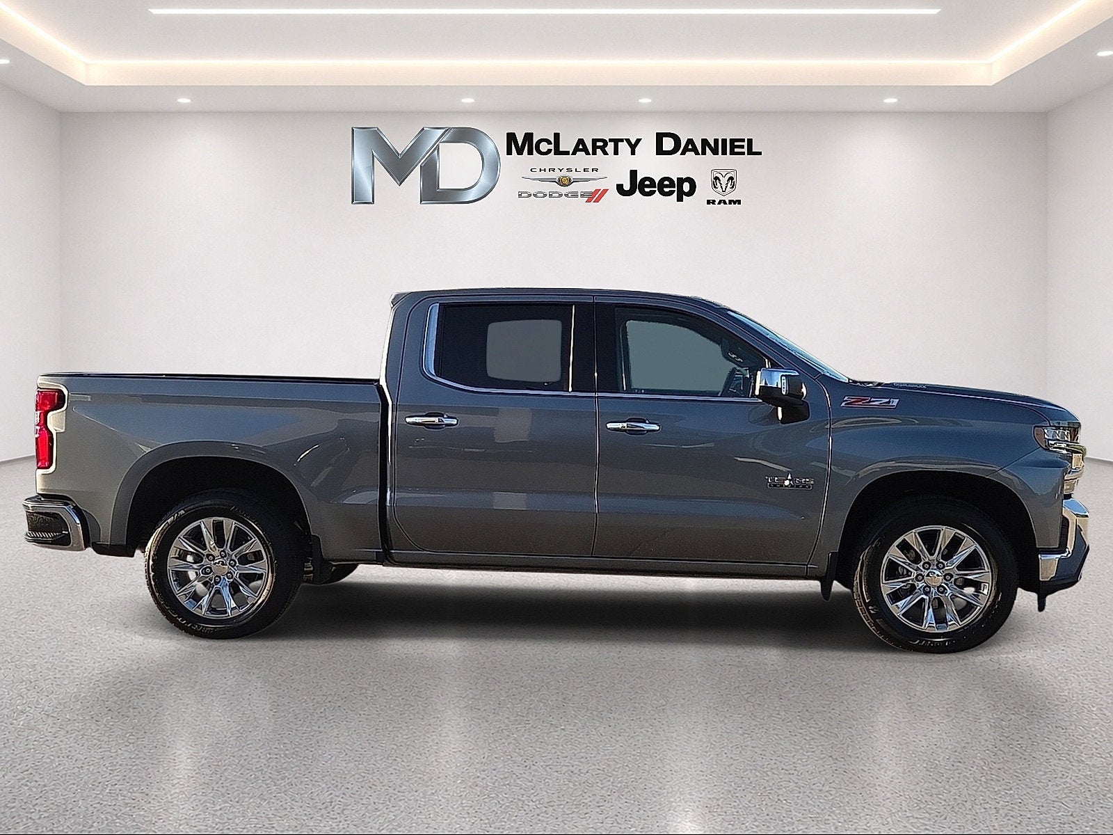2021 Chevrolet Silverado 1500 4WD Crew Cab Short Bed LTZ
