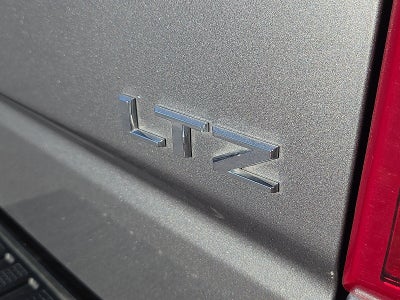 2021 Chevrolet Silverado 1500 4WD Crew Cab Short Bed LTZ