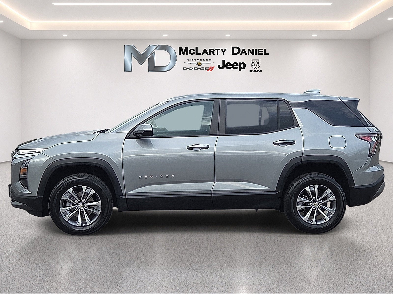 2025 Chevrolet Equinox FWD LT