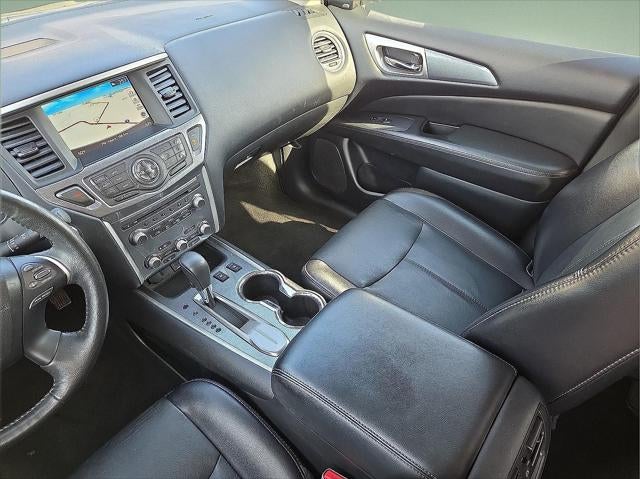 2020 Nissan Pathfinder SL 2WD