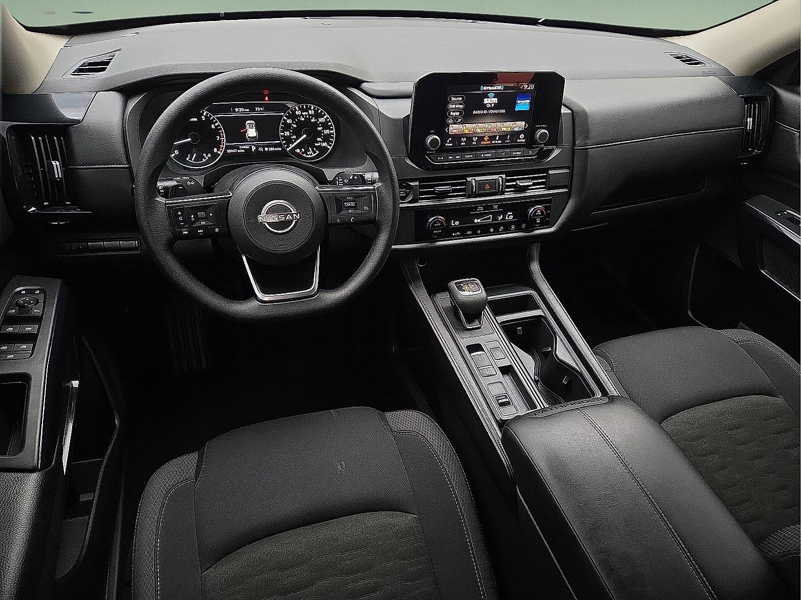 2025 Nissan Pathfinder S FWD