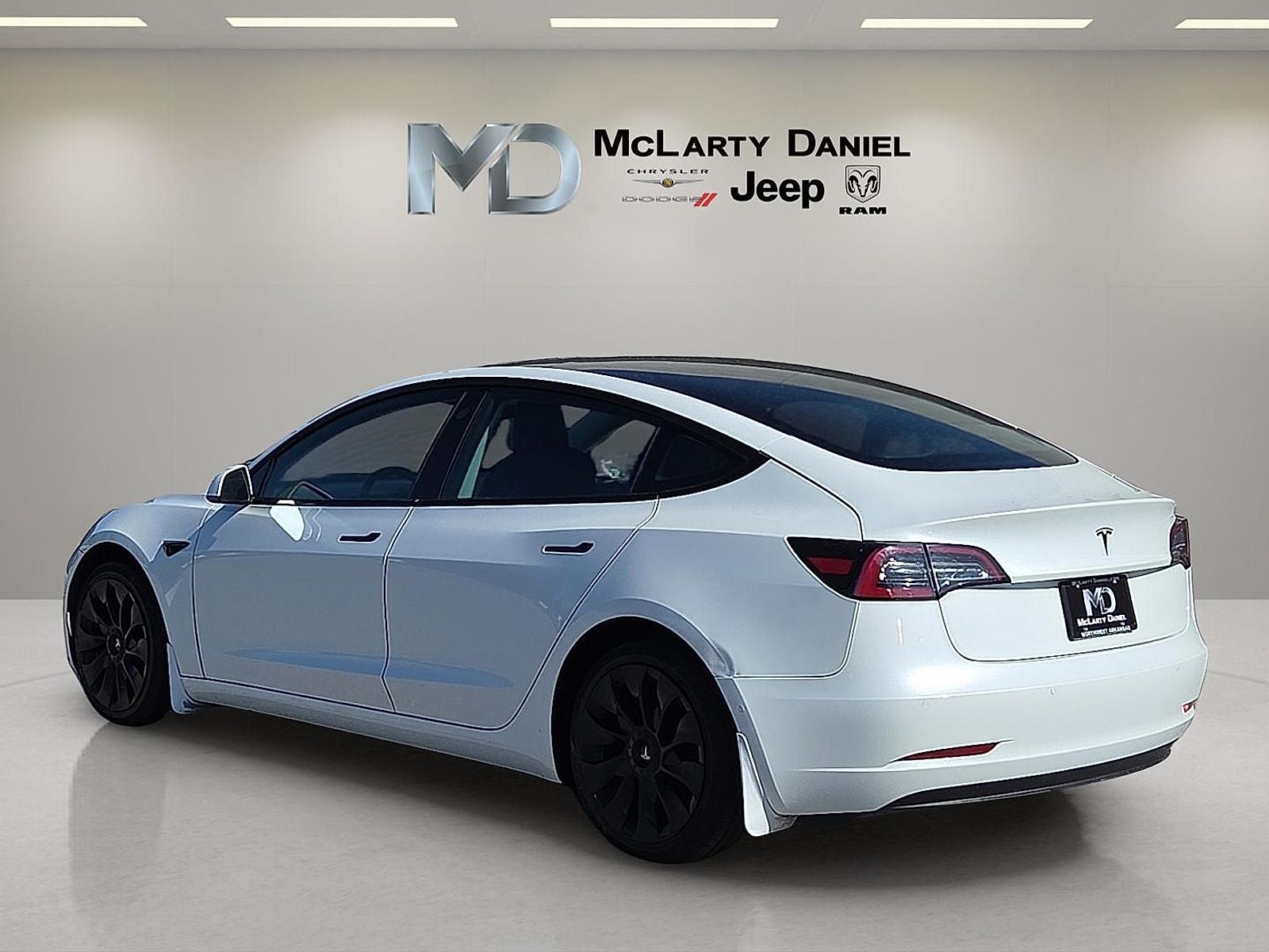 2021 Tesla Model 3 Standard Range Plus Rear-Wheel Drive