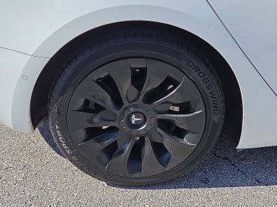 2021 Tesla Model 3 Standard Range Plus Rear-Wheel Drive