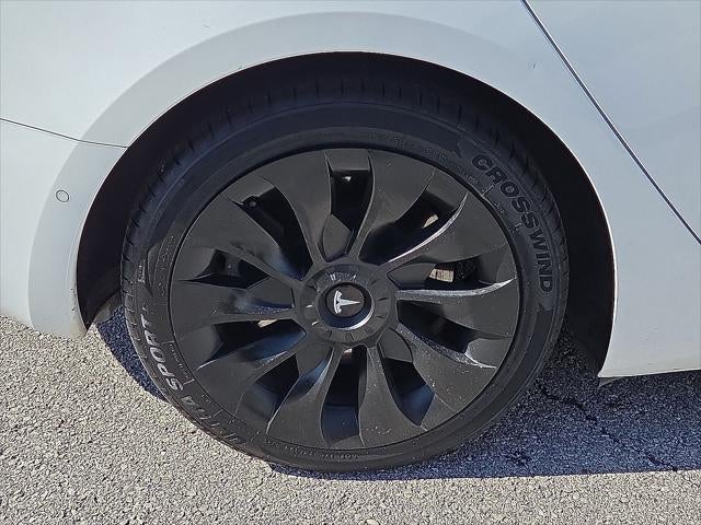 2021 Tesla Model 3 Standard Range Plus Rear-Wheel Drive