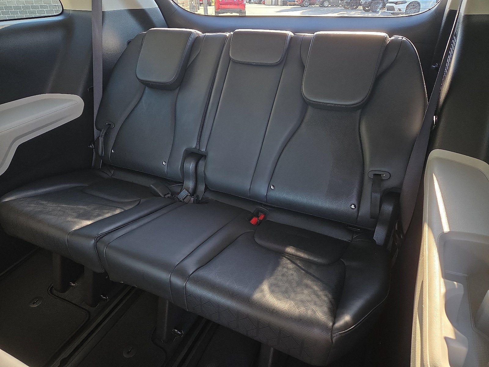 2023 Kia Carnival MPV LX Seat Package